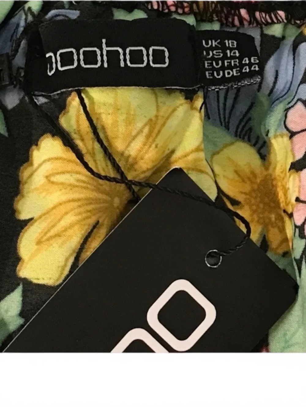 Boohoo Plus Woven Ruffle Floral Off-Shoulder Top - Picture 8 of 9